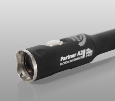 Тактический фонарь Armytek Partner A2 Pro (тёплый свет)