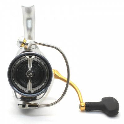 Катушка Daiwa Freams 21 LT 2500