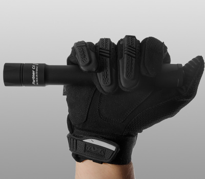 Тактический фонарь Armytek Partner C4 (тёплый свет)