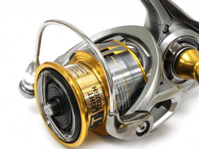 Катушка Daiwa 18 FREAMS LT 3000