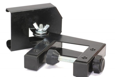 Держатель блока Практик на лодку