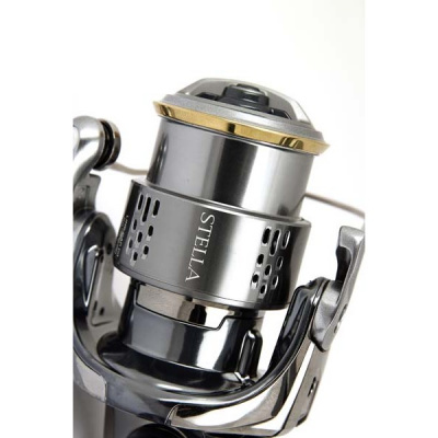 Катушка Shimano 18 Stella 2500 J